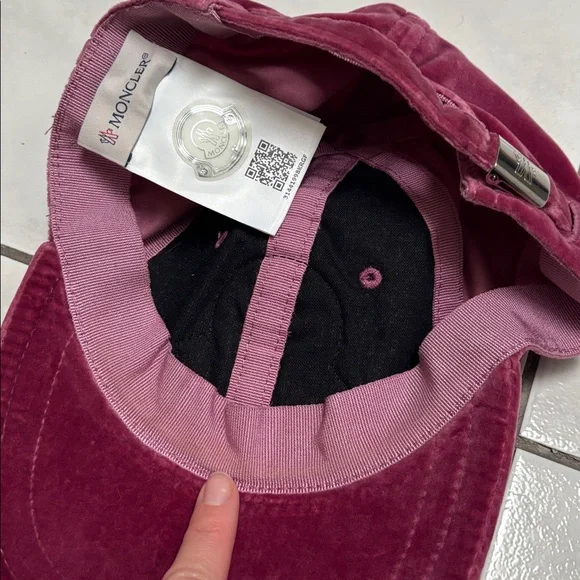 Moncler velvet hat - Picture 4 of 7